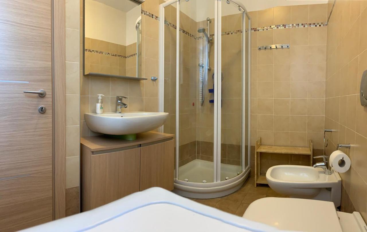 Lago Apartment Colico Bagian luar foto